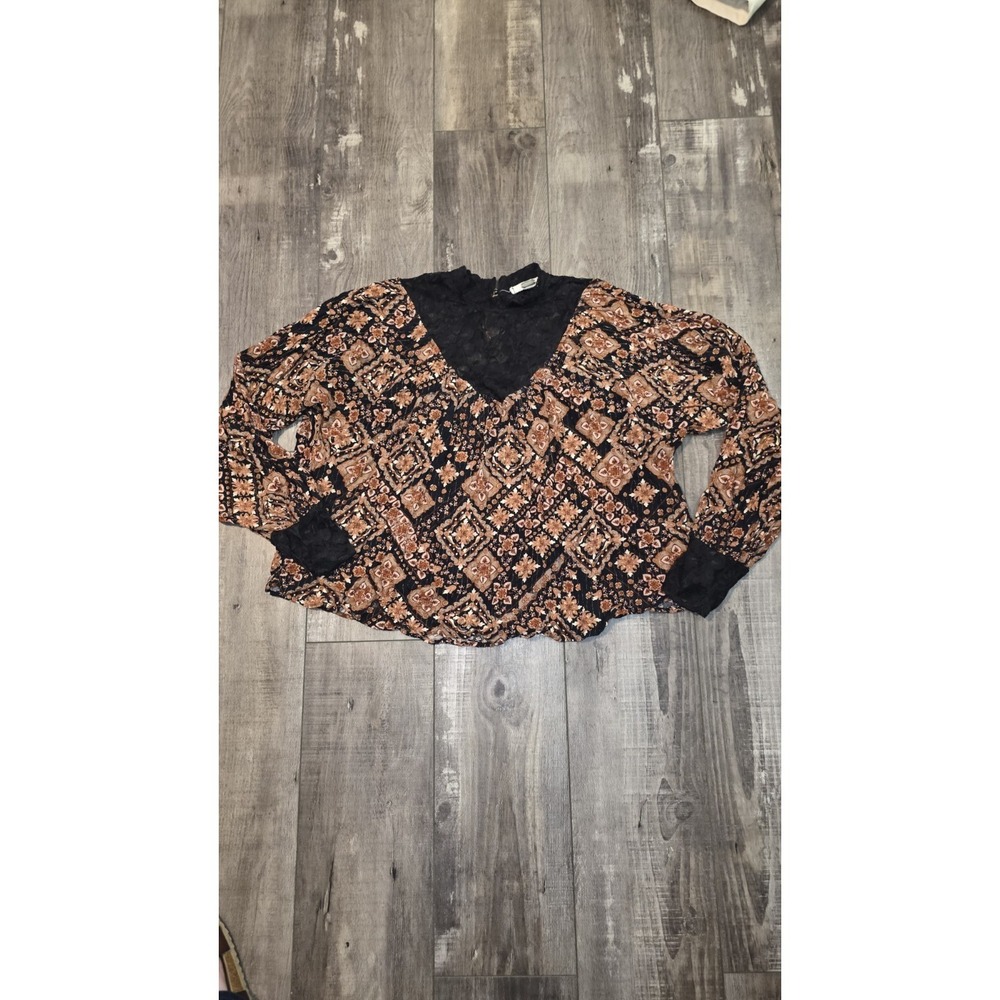 Gimmicks Buckle Top shirt Orange Black Gold Lace sz M Boho Indie MSRP $58